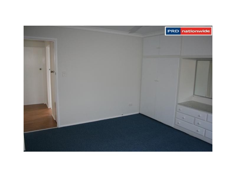 33 John Street, Scarness QLD 4655