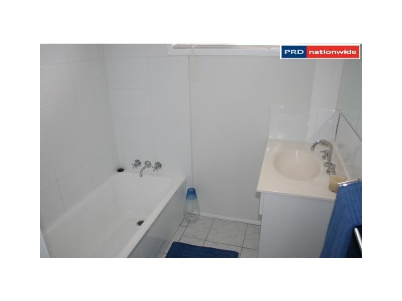 33 John Street, Scarness QLD 4655