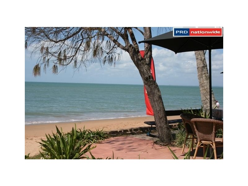 33 John Street, Scarness QLD 4655