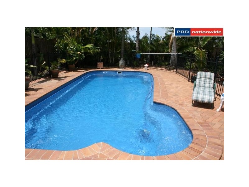 1 Whimbrel Grove, Eli Waters QLD 4655