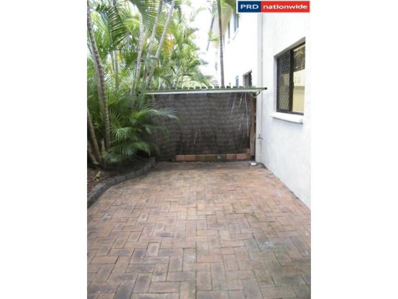 8/10 Mckean Road, Scarness QLD 4655