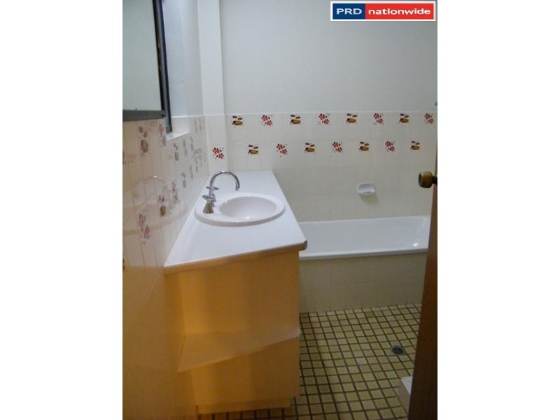 8/10 Mckean Road, Scarness QLD 4655