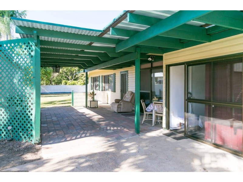 66 Robert Street, Torquay QLD 4655