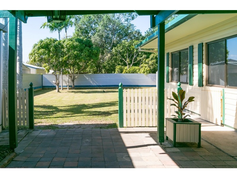 66 Robert Street, Torquay QLD 4655