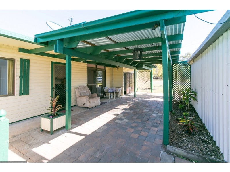 66 Robert Street, Torquay QLD 4655