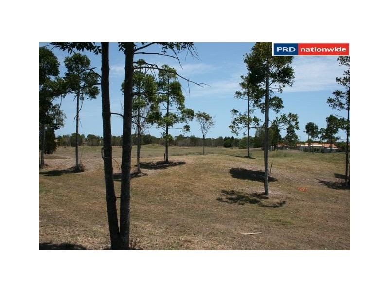 1/83 Ibis Boulevard, Eli Waters QLD 4655