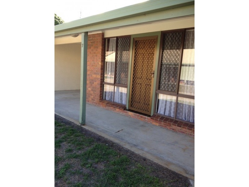 7/220 Torquay Tce, Torquay QLD 4655