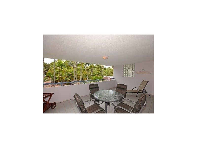 216/386 Esplanade, Torquay QLD 4655