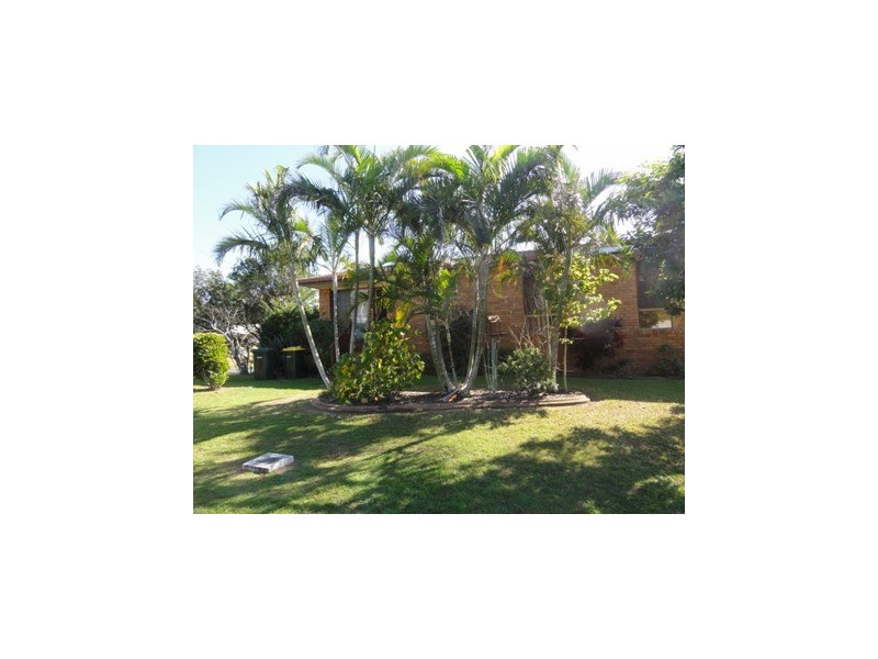 34 Hillcrest Avenue, Scarness QLD 4655