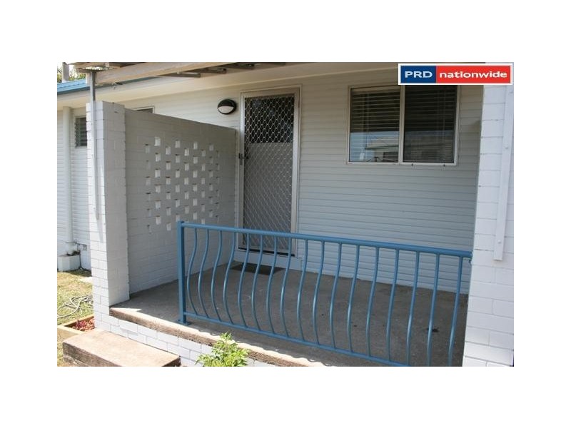 33 John Street, Scarness QLD 4655