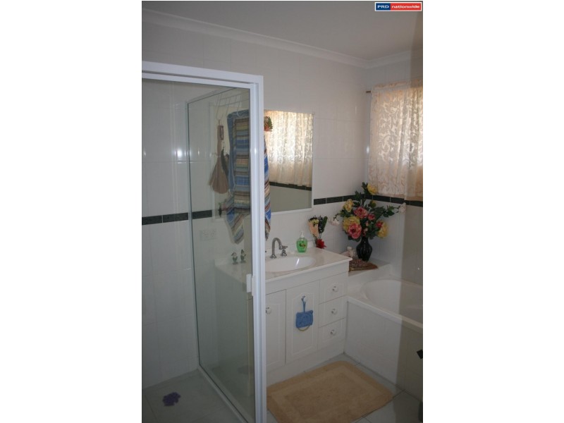 49 Endeavour Way, Eli Waters QLD 4655