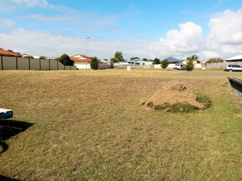 47 Lucas Drive, Burrum Heads QLD 4659