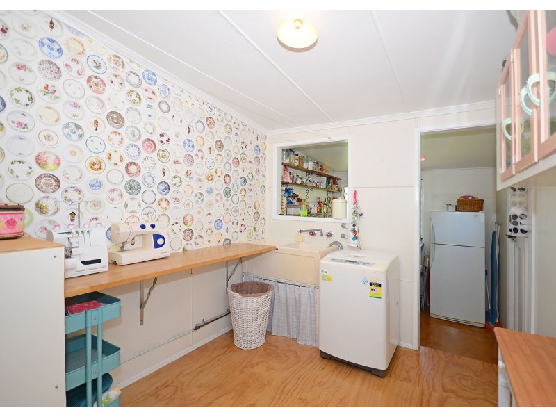 34 Dayman Street, Urangan QLD 4655