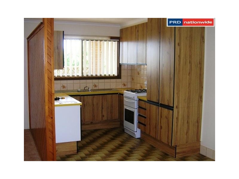 31 Park Street, Urangan QLD 4655