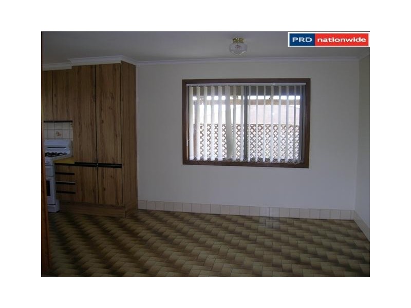 31 Park Street, Urangan QLD 4655