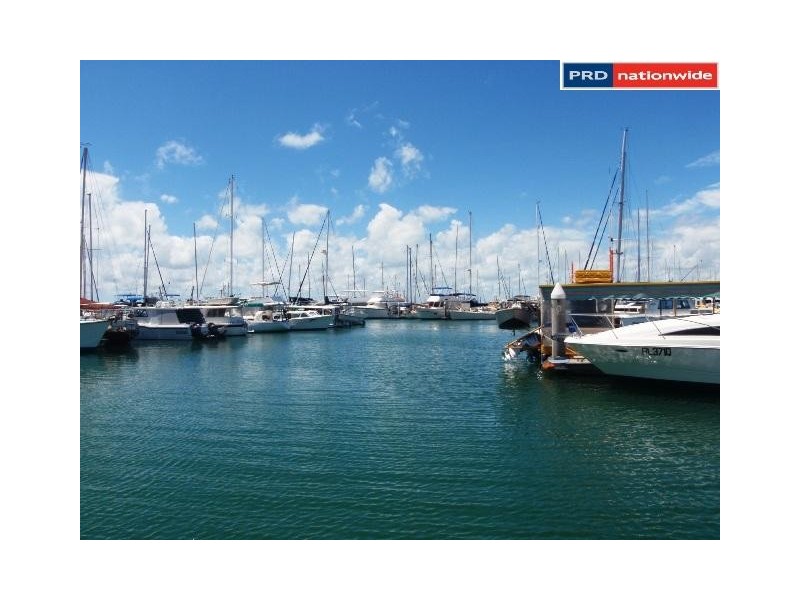 31 Park Street, Urangan QLD 4655