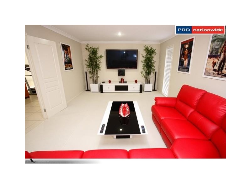 13 Fulmar Court, Burrum Heads QLD 4659
