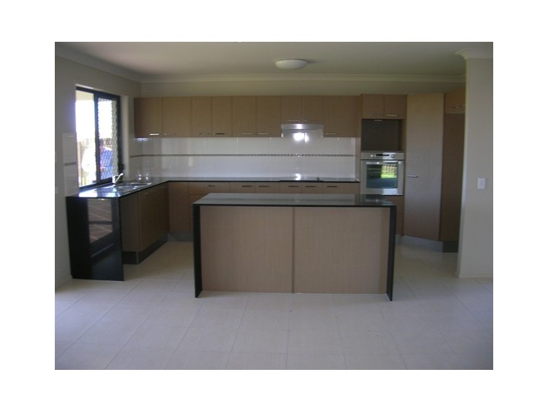 15 Fishburn Way, Eli Waters QLD 4655