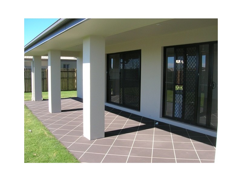 15 Fishburn Way, Eli Waters QLD 4655