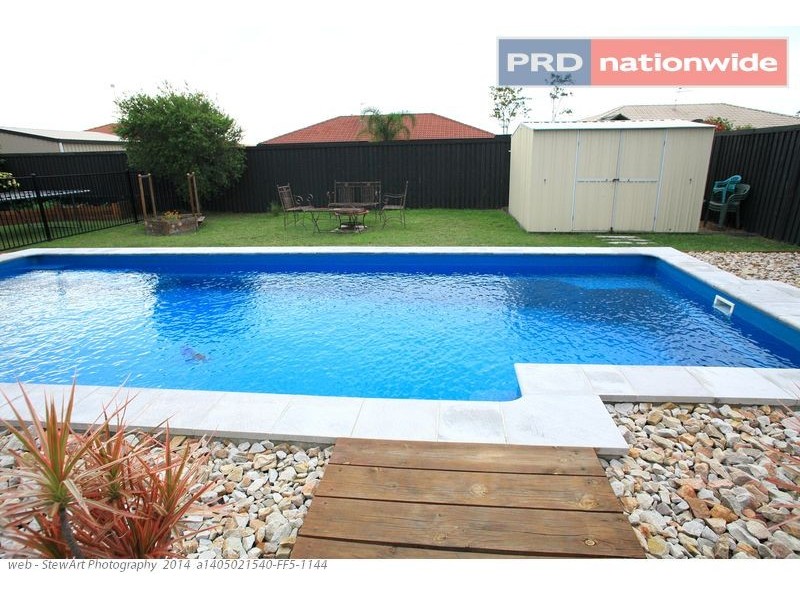 75 Martin Street, Point Vernon QLD 4655
