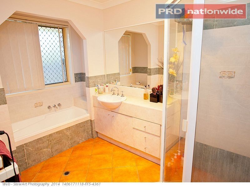 7 Delmo Court, Urraween QLD 4655