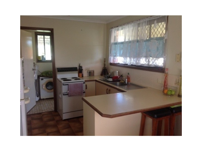 17 Wedge Street, Urraween QLD 4655