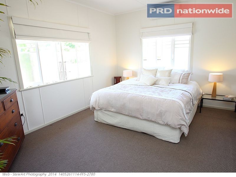 8 Eric  Street, Torquay QLD 4655