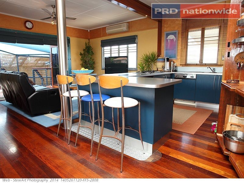8 Eric  Street, Torquay QLD 4655