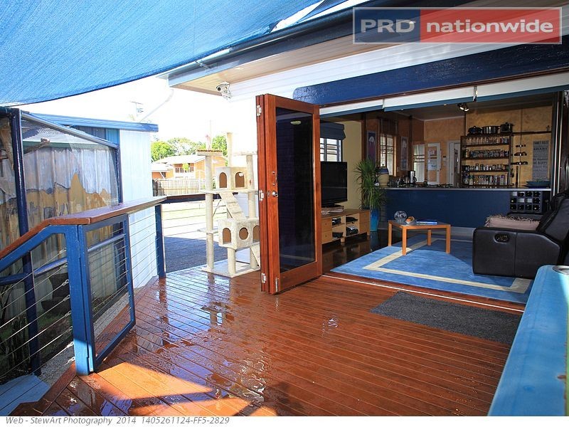 8 Eric  Street, Torquay QLD 4655