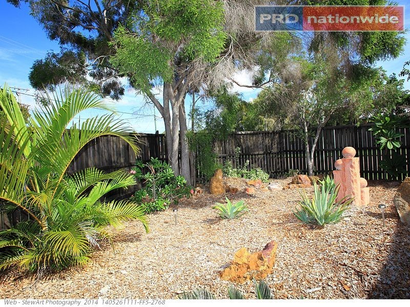 8 Eric  Street, Torquay QLD 4655