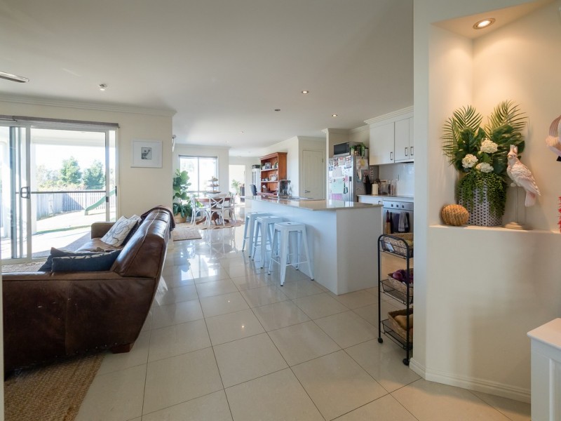 19 Seacrest Drive, Wondunna QLD 4655