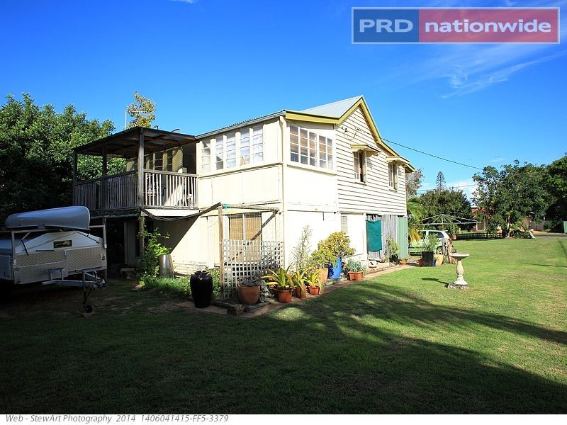 14 Hibiscus Street, Urangan QLD 4655