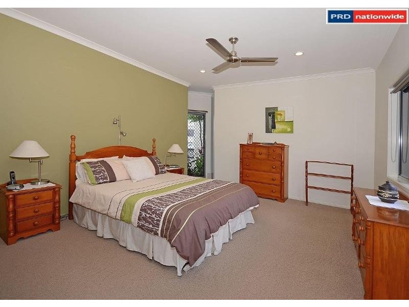 42 Traviston Way, Burrum Heads QLD 4659