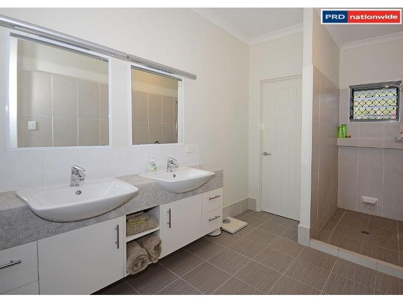 42 Traviston Way, Burrum Heads QLD 4659