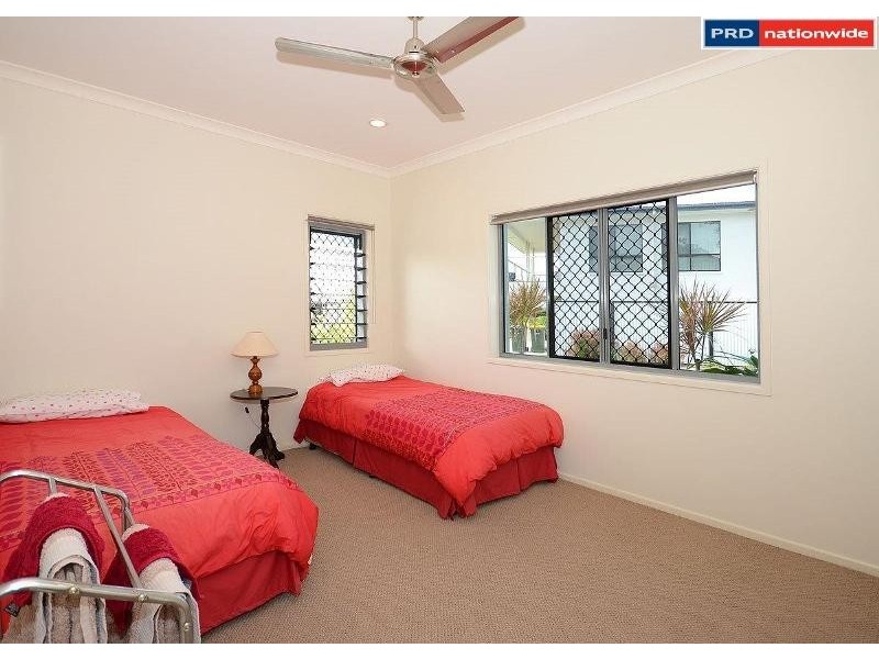 42 Traviston Way, Burrum Heads QLD 4659