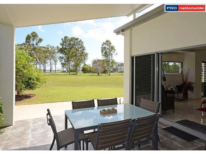 42 Traviston Way, Burrum Heads QLD 4659