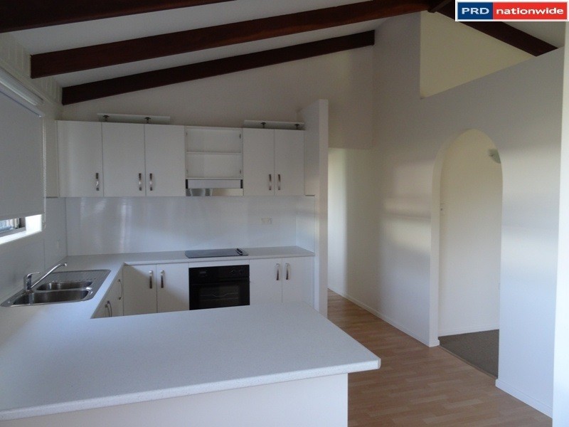 2 Polson Street, Point Vernon QLD 4655