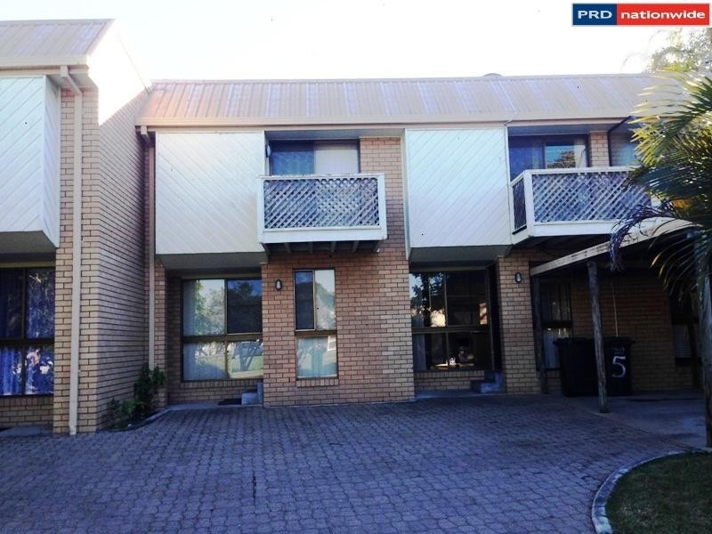 5/10 Denmans Camp Road, Torquay QLD 4655