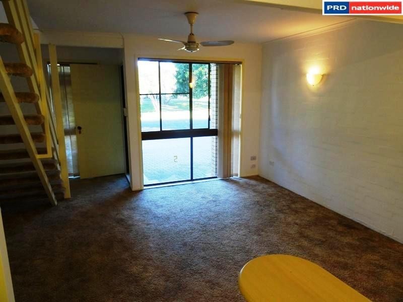 5/10 Denmans Camp Road, Torquay QLD 4655