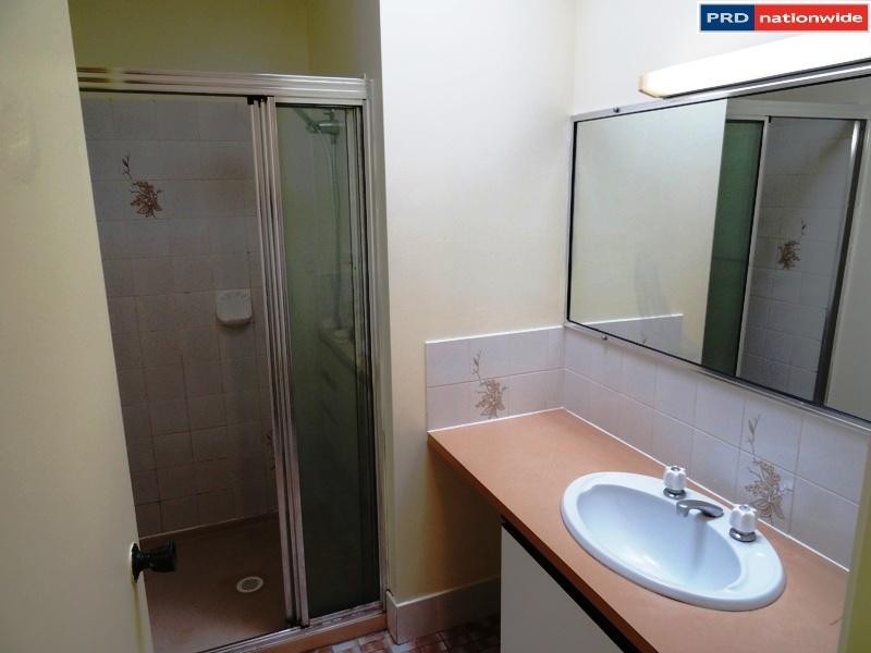 5/10 Denmans Camp Road, Torquay QLD 4655