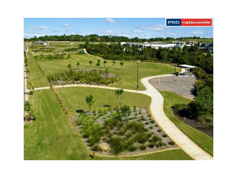 27 Parklands Boulevard, Wondunna QLD 4655