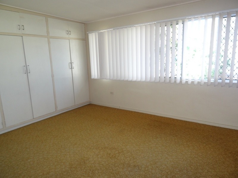 41 Pulgul, Urangan QLD 4655