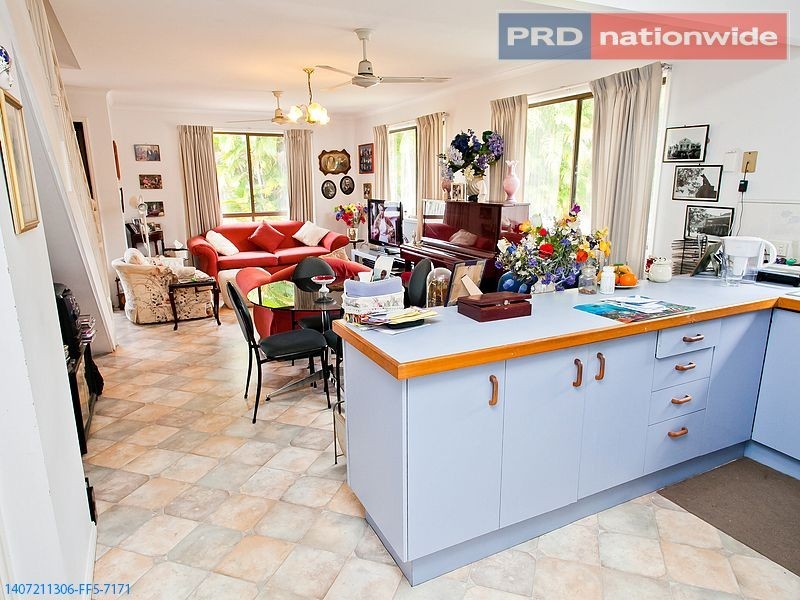 4/233 Torquay Tce, Torquay QLD 4655