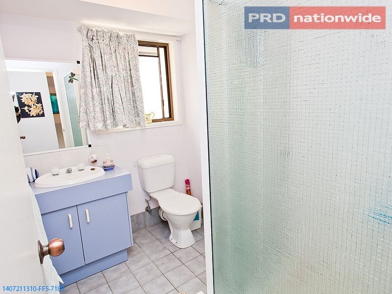 4/233 Torquay Tce, Torquay QLD 4655