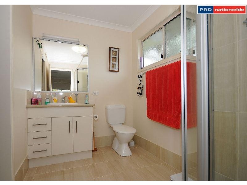 33 Tree View Road, Toogoom QLD 4655