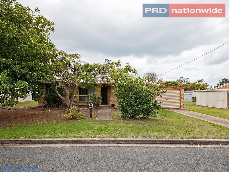 11 Ross Street, Urangan QLD 4655