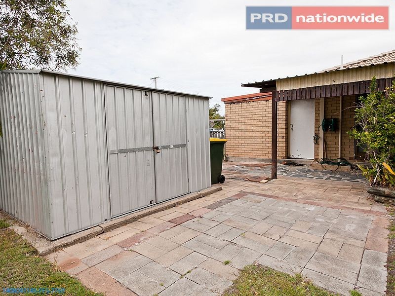 11 Ross Street, Urangan QLD 4655