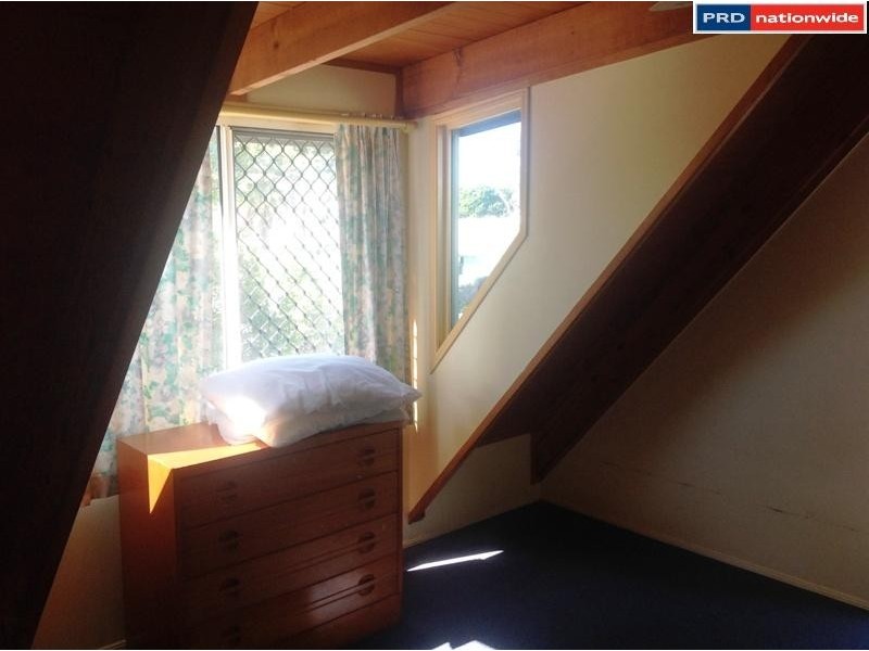 16 Tobanlea Street, Burrum Heads QLD 4659