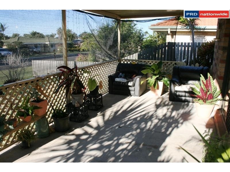 12 Aimee Drive, Urangan QLD 4655