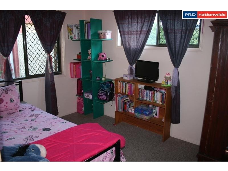 12 Aimee Drive, Urangan QLD 4655